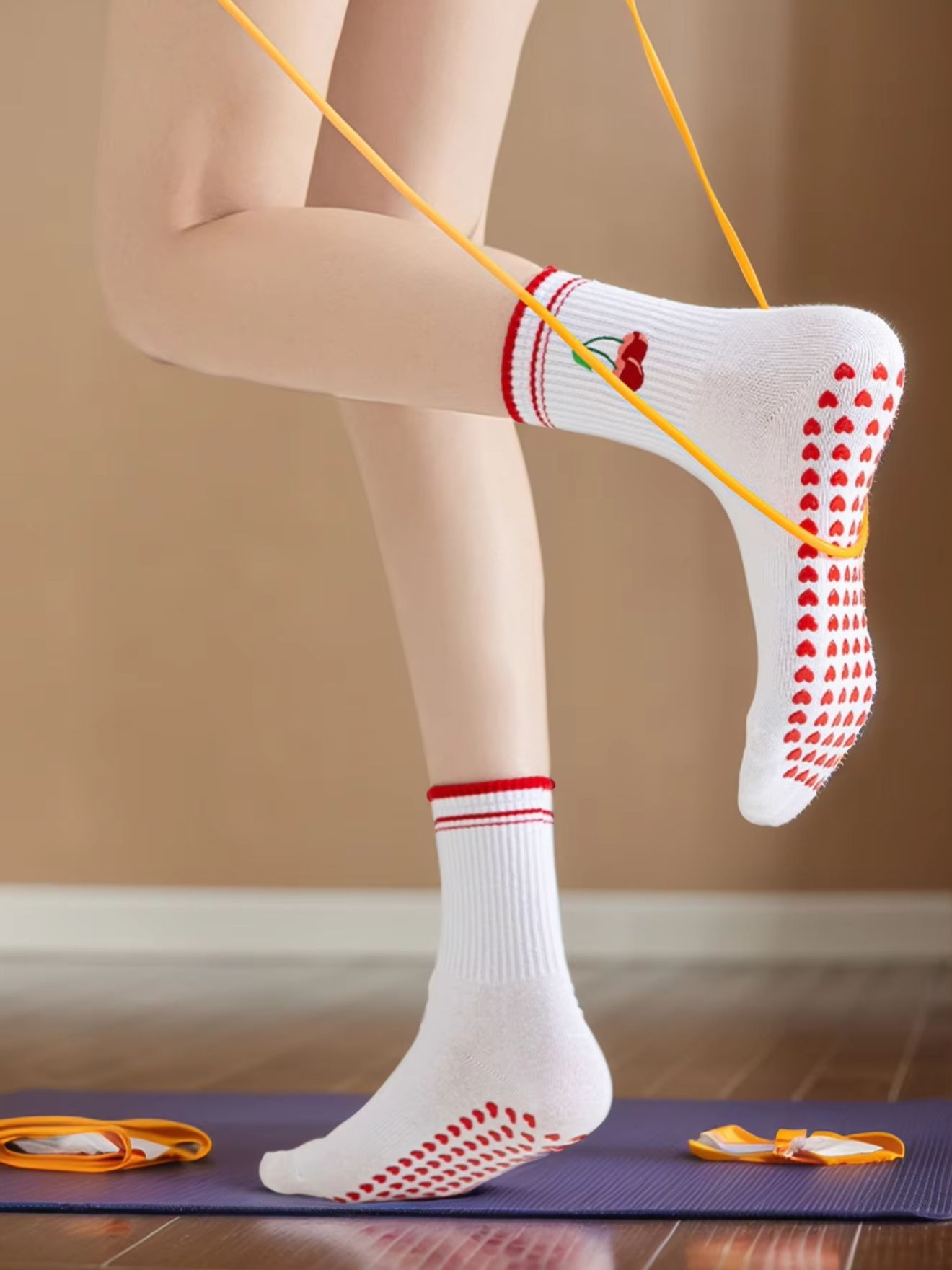 Yoga Dance & Fitness Center Llc - 1 Pairs Cross-Border Professional Yoga Socks,